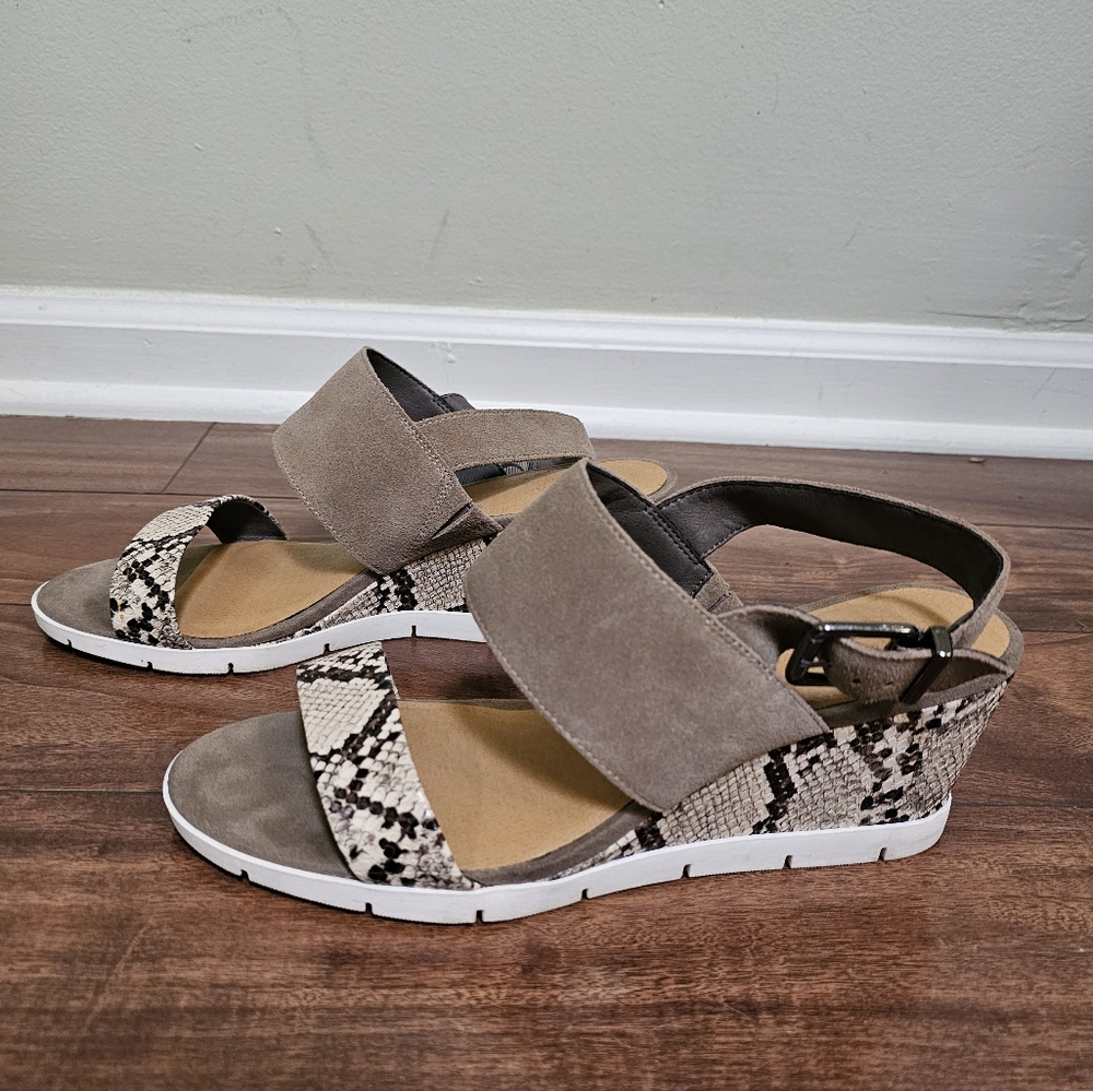 Crown Vintage Afara Wedge